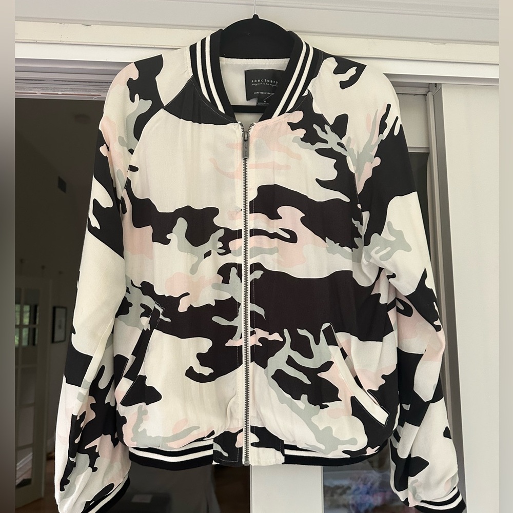 Sanctuary Camouflage baseball Bomber Jacket size M